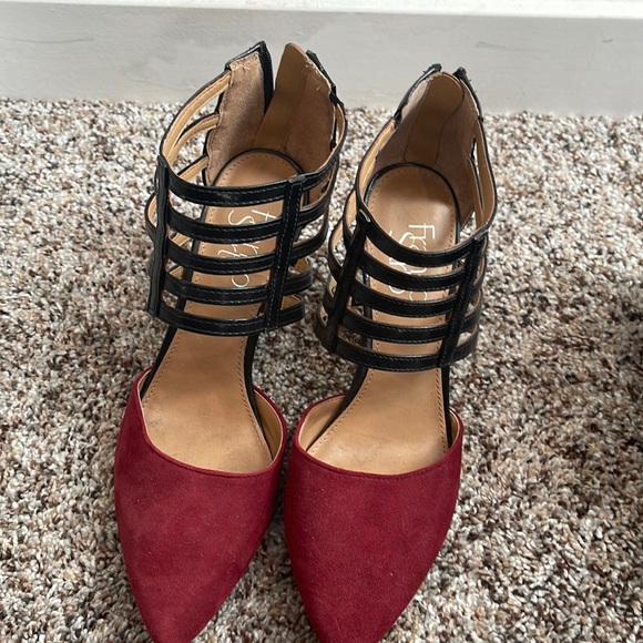 Franco Sarto Shoes - Franco Sarto strappy black & maroon pumps. Gently used.